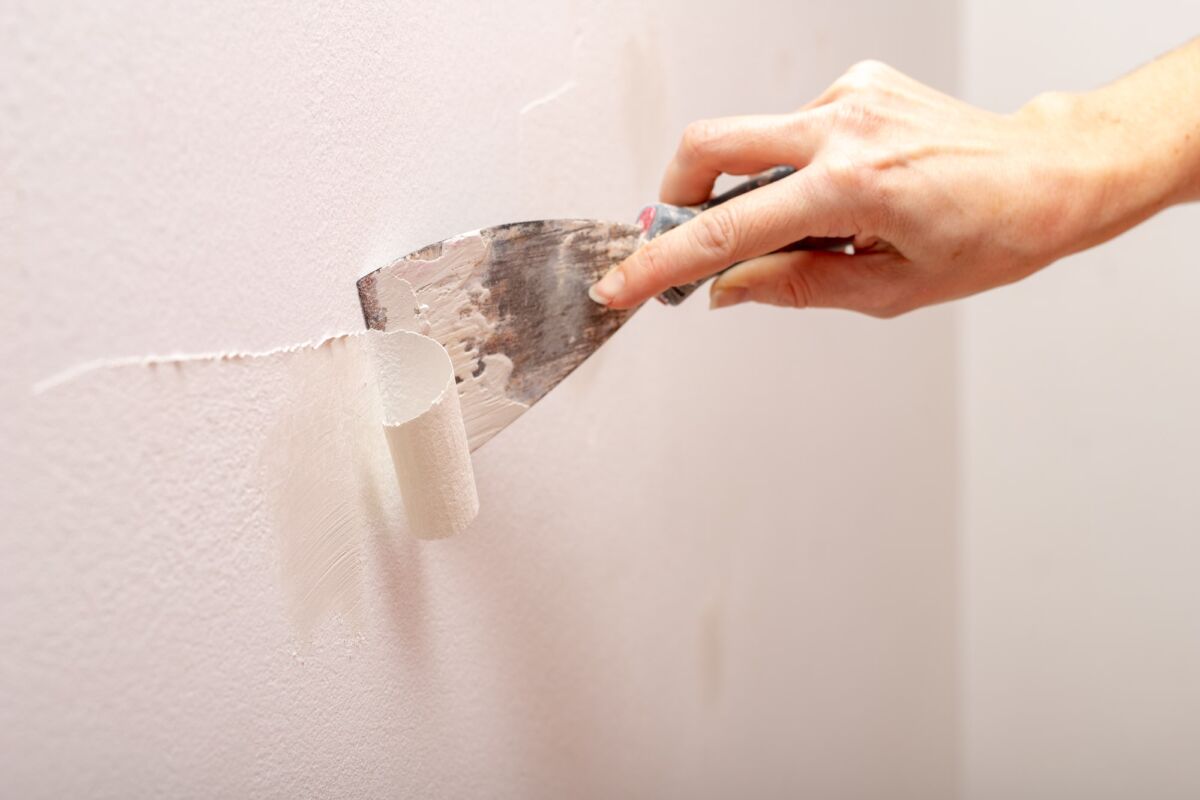 How to Remove Paint From Plastic Surfaces and Materials